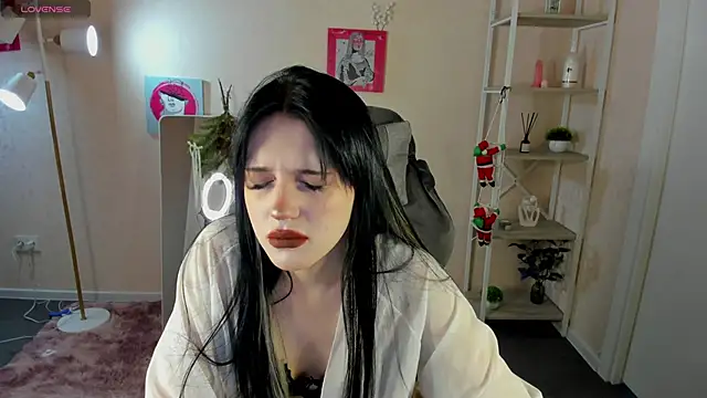 Lilith Wholsh online show from 6, 1, 2026