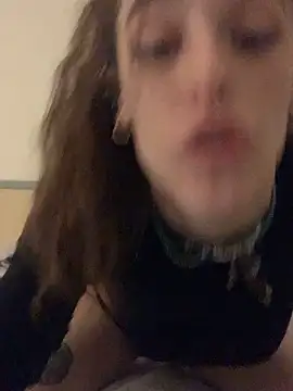 Snapshot of 4lien chatting on 28, 3, 2026 4lien online show from 28, 3, 2026