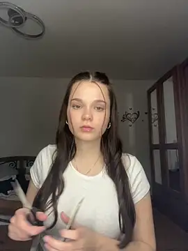 ElenaMariee online show from 19, 12, 2025