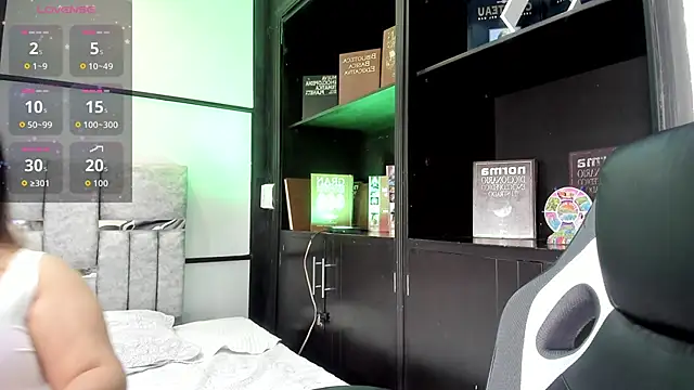 AmbarBrownn  online show from 18, 2, 2026