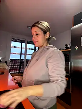 SolcitaCandiii online show from 8, 1, 2026