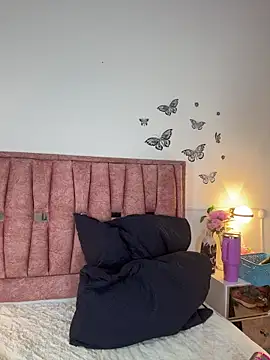 Violetta Moretti online show from 18, 1, 2026