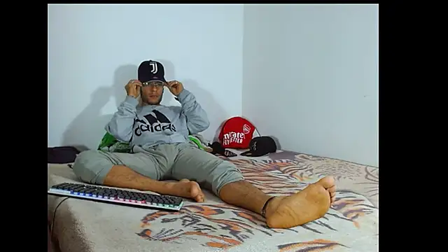 Snapshot of Alphamaster_92 chatting on 14, 4, 2026 Alphamaster 92 online show from 14, 4, 2026