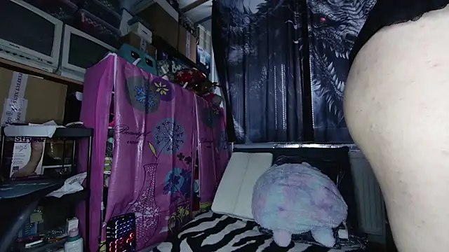 Snapshot of xNiceTitsx chatting on 23, 11, 2025 xNiceTitsx online show from 23, 11, 2025