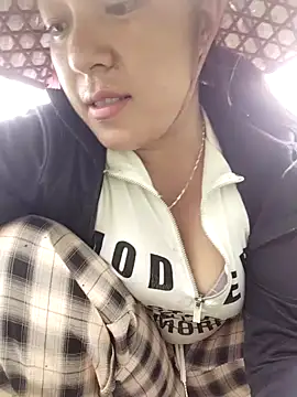 Lucky cutee online show from 18, 6, 2026