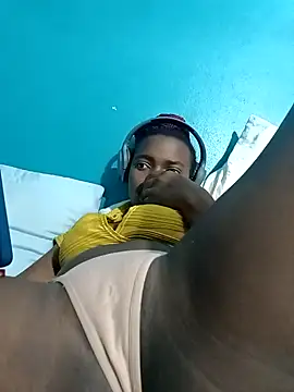 Snapshot of ShyNaughtyBabe chatting on 8, 3, 2026 ShyNaughtyBabe online show from 8, 3, 2026