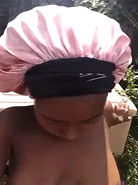 Snapshot of ShyNaughtyBabe chatting on 9, 4, 2026 ShyNaughtyBabe online show from 9, 4, 2026