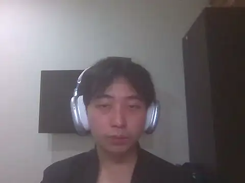 AJIJI1010 online show from 22, 12, 2025