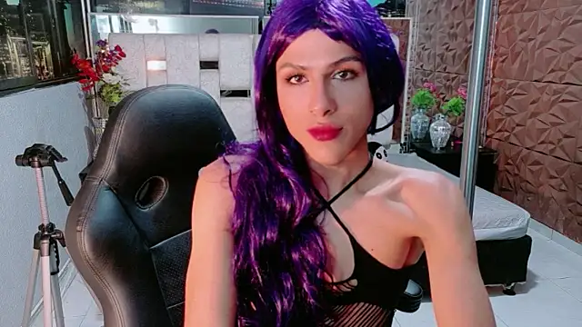 CarolineJesh online show from 23, 12, 2025