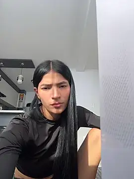 Ema Rose  online show from 2, 7, 2026