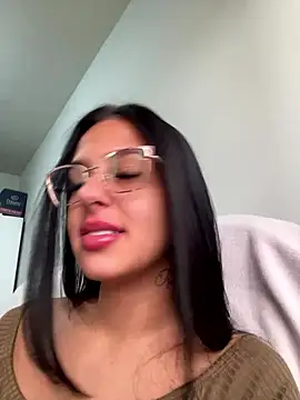 Snapshot of jujuarantes__2026 chatting on 16, 1, 2026 jujuarantes 2026 online show from 16, 1, 2026