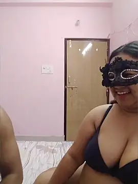 Snapshot of DesiSeductress chatting on 9, 4, 2026 DesiSeductress online show from 9, 4, 2026