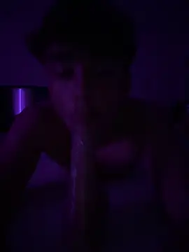 BlowSlut online show from 21, 6, 2026