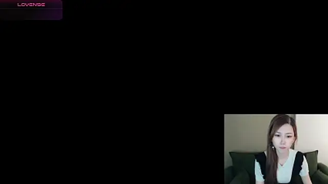 Snapshot of whitecat13 chatting on 26, 3, 2026 whitecat13 online show from 26, 3, 2026