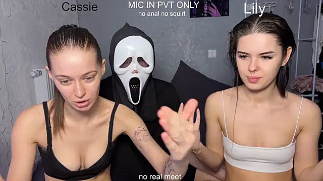 Snapshot of girls_secrets chatting on 25, 3, 2026 girls secrets online show from 25, 3, 2026