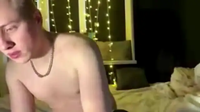 Snapshot of love4couple chatting on 24, 3, 2026 love4couple online show from 24, 3, 2026