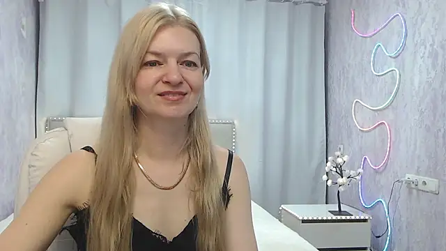 Snapshot of MelissaTyler chatting on 7, 7, 2026 MelissaTyler online show from 7, 7, 2026