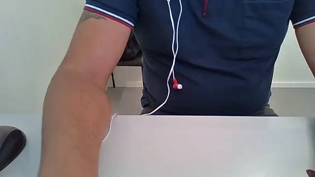 Snapshot of Moreno_Casado_Safado chatting on 29, 6, 2026 Moreno Casado Safado online show from 29, 6, 2026