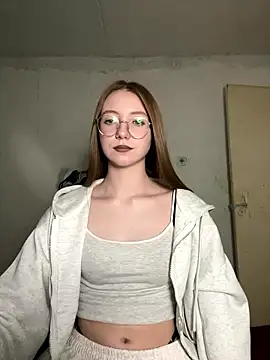 Snapshot of Eseniya_ chatting on 7, 1, 2026 Eseniya online show from 7, 1, 2026