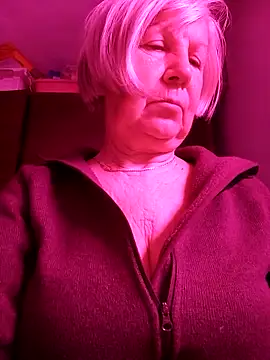 KlaudiaDarling online show from 8, 1, 2026