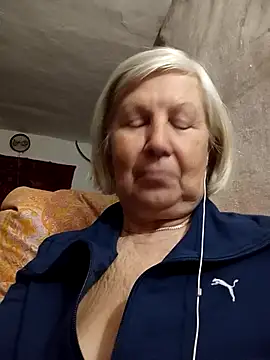Snapshot of KlaudiaDarling chatting on 4, 3, 2026 KlaudiaDarling online show from 4, 3, 2026