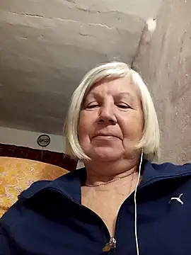 Snapshot of KlaudiaDarling chatting on 5, 3, 2026 KlaudiaDarling online show from 5, 3, 2026