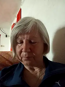 Snapshot of KlaudiaDarling chatting on 6, 4, 2026 KlaudiaDarling online show from 6, 4, 2026