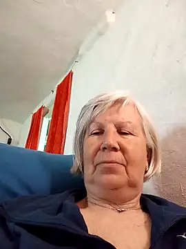 Snapshot of KlaudiaDarling chatting on 11, 4, 2026 KlaudiaDarling online show from 11, 4, 2026