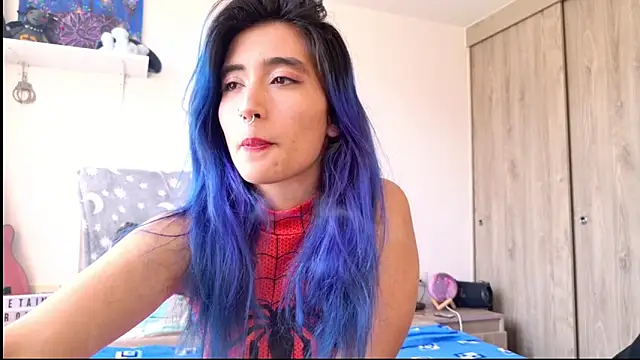 Snapshot of LunaisBack chatting on 5, 3, 2026 LunaisBack online show from 5, 3, 2026