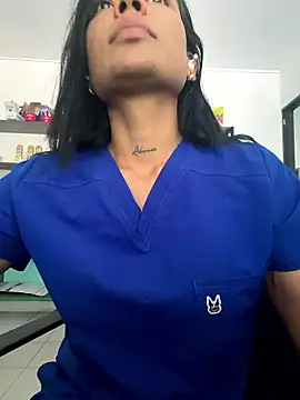 Snapshot of Sarah_Hinata chatting on 7, 1, 2026 Sarah Hinata online show from 7, 1, 2026