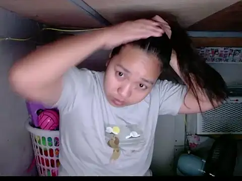 HottiesAsianAriane online show from 19, 5, 2026