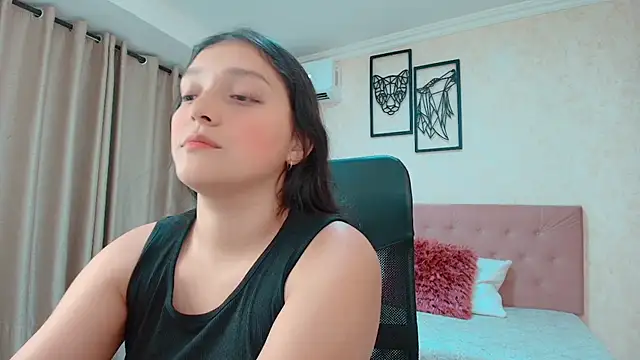 littlemolly walcott online show from 26, 6, 2026
