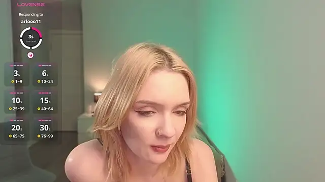 lily moony online show from 10, 5, 2026