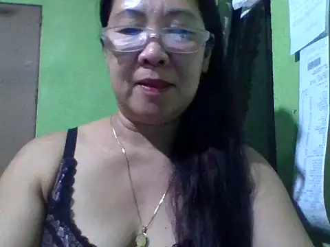 Snapshot of asianbigboobs69 chatting on 27, 2, 2026 asianbigboobs69 online show from 27, 2, 2026