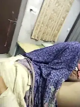 Snapshot of hornycouple20000 chatting on 13, 1, 2026 hornycouple20000 online show from 13, 1, 2026