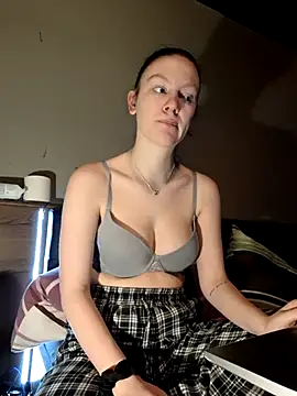 Snapshot of Mia_mueller chatting on 8, 1, 2026 Mia mueller online show from 8, 1, 2026