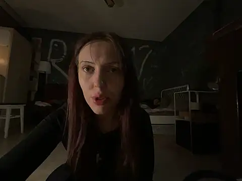 EmmaLyrica online show from 18, 4, 2026