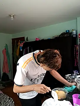 Snapshot of Andy_Kein chatting on 12, 4, 2026 Andy Kein online show from 12, 4, 2026