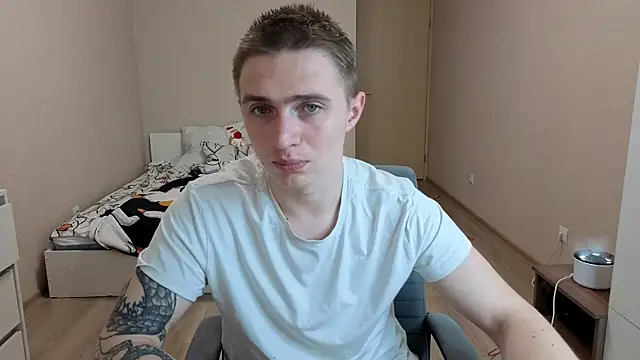 Snapshot of LEO__MILLER chatting on 20, 5, 2026 LEO MILLER online show from 20, 5, 2026