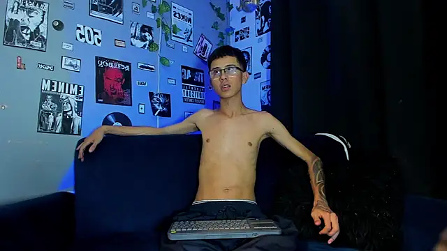 asher lux online show from 13, 5, 2026
