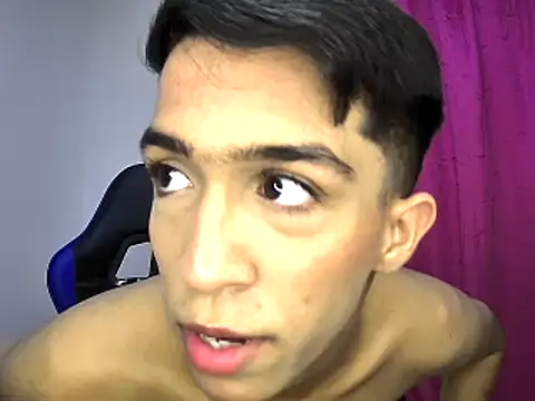 Snapshot of Lospervetidossinlimtes chatting on 7, 3, 2026 Lospervetidossinlimtes online show from 7, 3, 2026