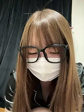 Snapshot of rena__snow chatting on 2, 4, 2026 rena snow online show from 2, 4, 2026