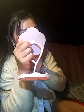 Snapshot of Hiniyk2 chatting on 9, 1, 2026 Hiniyk2 online show from 9, 1, 2026