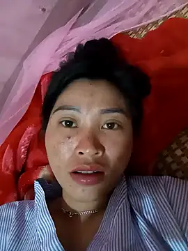 Snapshot of Hiniyk2 chatting on 28, 4, 2026 Hiniyk2 online show from 28, 4, 2026