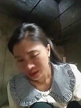 Snapshot of Hiniyk2 chatting on 7, 6, 2026 Hiniyk2 online show from 7, 6, 2026