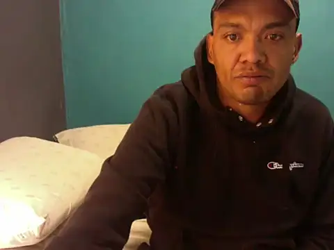 latinomoreno95 online show from 9, 1, 2026