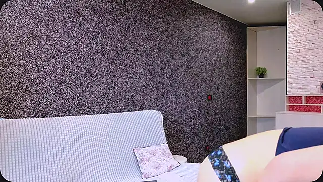 Amanda Luxe online show from 23, 5, 2026