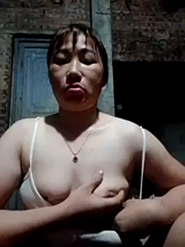 Fading roses online show from 23, 3, 2026