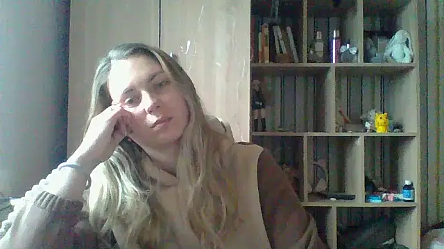 VikiLove765 online show from 24, 2, 2026