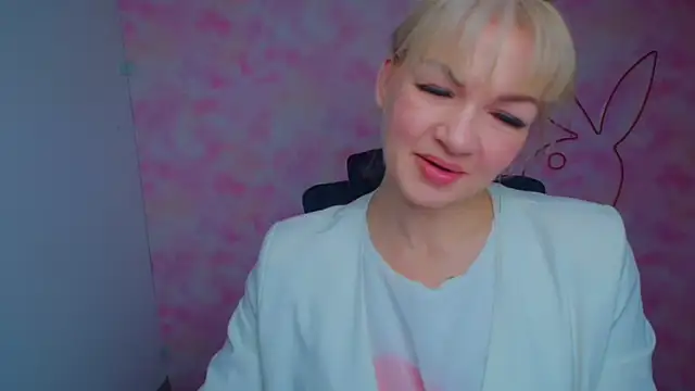 Snapshot of Madonna_Fire chatting on 1, 3, 2026 Madonna Fire online show from 1, 3, 2026